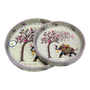 Bandeja de servicio decorativa multiusos para exhibición de mesa de centro Comedor y alojamiento Invitados disponibles para la venta desde la India - Product Image 2
