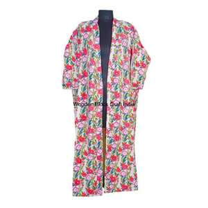 Robe kimono matelassée Kantha faite à la main en coton biologique à imprimé floral Vêtement long pour femmes Vêtement de nuit d'été - Product Image 1