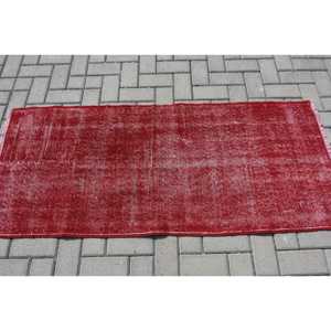 พรมวินเทจ ขนาด 2.3x5.3 ฟุต สีแดงชมพูลายดอกไม้ ทำจากขนสัตว์ ผลิตในตุรกี - Product Image 3