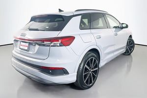 2025 ออดี้ คิว4 อี-ทรอน พรีเมียม พลัส 45 - Product Image 2