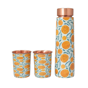 Bouteille d'eau potable anti-fuite en cuivre pur 100% avec 2 verres attrayants en émail taille personnalisée pour le bureau de mariage à domicile utilisé - Product Image 1