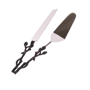 Couteau à gâteau en métal en acier inoxydable poli à poignée noire avec ensemble de serveur de gâteau fabriqué avec des matériaux de haute qualité - Product Image 1