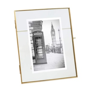 Metal <b>Photo</b> <b>Frame</b> Tabletop Decorative Handmade Wholesale <b>Photo</b> Holder Customized Shape Tabletop Metal and <b>Glass</b> <b>Photo</b> <b>Frame</b> - Product Image 2