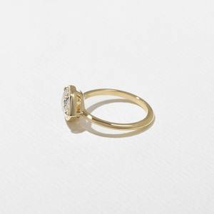 Elegante anillo de moissanita de oro de 14 quilates 2 quilates corte brillante VVS2 claridad moda elegante joyería de compromiso para mujer exportación al por mayor - Product Image 5