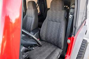 Jeep Wrangler Sport 4x4 Usado del 2005, Sin Reserva, Motor de 4.0 Litros y 6 Cilindros, 4WD, Color Rojo Llama, Modificaciones Todoterreno - Product Image 5