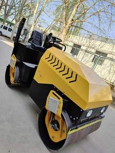 Rouleau de pneu à double tambour vibrant en asphalte tandem vibrant avec moteur Deutz à vendre - Product Image 2