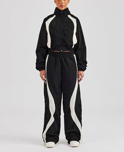 Ensemble de survêtement coupe-vent pour homme, entièrement zippé avec col montant, de haute qualité, personnalisé, en nylon, coupe oversize. - Product Image 4
