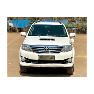 Usado para SUV Híbrido AWD 2023 con Asientos de Cuero, Neumáticos R19 e Interior Oscuro - Precio - Product Image 2