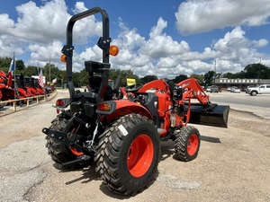 Tractores K-I-O-T-I 2024 con Tracción en las 4 Ruedas para Uso Agrícola, con Modelos de 50HP, 18HP, 35HP, 200HP, 80HP y 140HP con Rodamientos Nuevos - Product Image 6