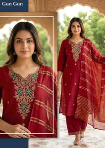 Kurti de Tela Viscosa Vetican a la Moda con Plazo Interior, Atuendo Multiusos para Trabajo, Viajes, Compras y Reuniones Nocturnas - Product Image 4