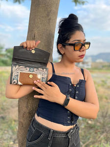 กระเป๋าสตางค์หนังวัวแท้สำหรับผู้หญิงกระเป๋าใส่บัตรเครดิตกระเป๋าเงินหนังวัวแท้ดีไซน์ใหม่สุดหรู - Product Image 4