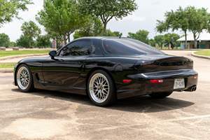 Mazda RX-7 Plus de 1993 en excellent état, sans accident, conduite à gauche/droite - Product Image 5