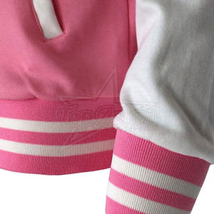 Chaqueta Letterman de Invierno Transpirable con Capucha y Cuello Alto para Hombre, Talla Personalizada, Venta al Por Mayor para Uso en Exteriores - Product Image 3