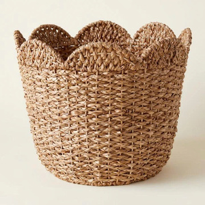 Vietnam Woven Hyacinth Scallop Decorative Basket Set OEM ODM Handmade Rustic <b>Storage</b> <b>Organizer</b> Artisan Home Decor Wholesale - Product Image 3