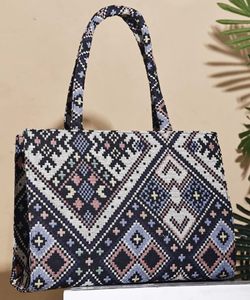 Bolsas de Yute natural impresas personalizadas reutilizables 100% con asas duraderas Calidad superior Sacos de lona de lujo perfectos para uso diario - Product Image 3