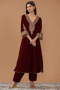 2025 @ Vestido de mujer indio/pakistaní Anarkali y elegante Salwar con Dabka adornado, piedra, Resham, perlas, trabajo de espejo - Product Image 2