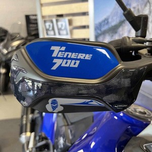 Autocollants personnalisés pour réservoir Yamaha Tenere 700 World Rally avec autocollant logo - Product Image 1