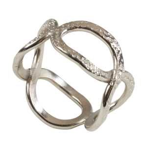 Anneaux de serviette en métal martelé, style européen, écologiques, en fer, faits à la main - Product Image 1