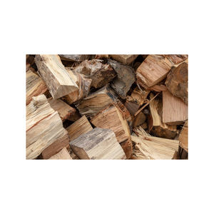 Leña de eucalipto directa de fábrica con bajo contenido de humedad para una combustión eficiente - Product Image 1