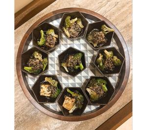 ถาดเสิร์ฟไม้สไตล์วินเทจ ถาดไม้โบราณสำหรับใส่ของว่าง ของกินเล่น ของขวัญขึ้นบ้านใหม่ ราคาดีที่สุด - Product Image 1