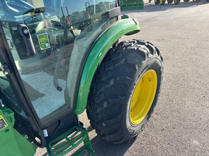 รถไถเดินตาม John Deere 4075R ของแท้ ขายส่ง กำลัง 85 แรงม้า ขับเคลื่อน 4 ล้อ อุปกรณ์การเกษตร มีสินค้าในสต็อก ขายดี จัดส่งรวดเร็ว - Product Image 6