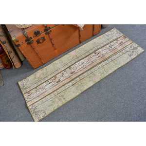 Alfombra Pequeña Vintage de 1.7x4.6 pies, Alfombra Turca de Lana con Diseño Floral Verde - Product Image 1