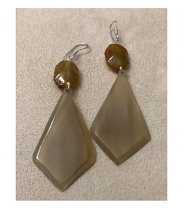 Pendientes de cuerno hechos a mano Asequible Cuerno de búfalo natural Joyería de moda de calidad premium para mujeres Pendientes Uso diario natural - Product Image 2