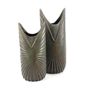 Florero de aluminio fundido superventas de nuevo diseño con acabado de pátina Florero hecho a medida Maceta (Juego de 2) - Product Image 6