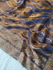 Sari en satin doux pour femmes avec broderie lourde, travail Zari Siroski sur toute la surface, beau bord festonné fini - Product Image 3