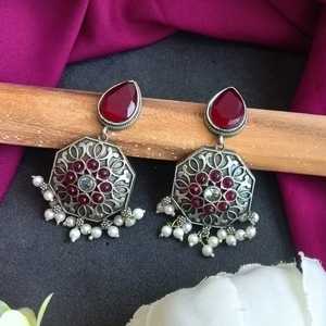 Joyería India Efulgenz, conjunto de pendientes de araña florales de perlas de imitación de cristal Rosa oxidado, pendientes bohemios, joyería para mujer - Product Image 2