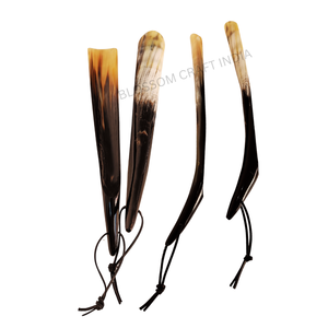 Fabriqué à la main véritable corne de buffle chausse-pied poli boeuf corne de taureau lève-chaussure et accessoire écologique à la mode pour hommes et femmes - Product Image 6