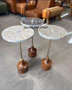 Table basse incrustée de nacre artisanale avec base en bois massif Table centrale décorative pour salon et intérieurs de maison - Product Image 6