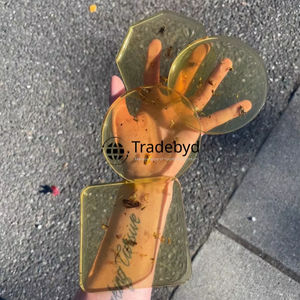 Juego de Posavasos Cuadrados de Resina Hechos a Mano, Calidad Premium, Colores Personalizables - Elegantes Posavasos para el Hogar y Comercio - Product Image 1