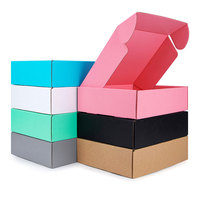 Carton en papier kraft 3 couches de 2 mm d'épaisseur, taille personnalisée, logo en relief, pelliculage mat, revêtement UV, matériau recyclé, vente en gros