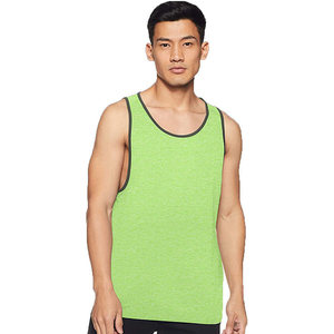 Camiseta sin Mangas de Poliéster para Hombre, Corte Atlético con Aberturas Laterales Profundas, Tejido Elástico Ligero, Ideal para Gimnasio y Fisicoculturismo - Product Image 1