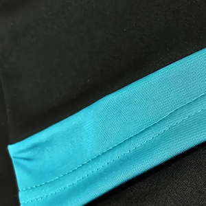 Camisetas de fútbol americano personalizadas con paneles reforzados que garantizan resistencia y un rendimiento fiable en impactos fuertes - Product Image 2