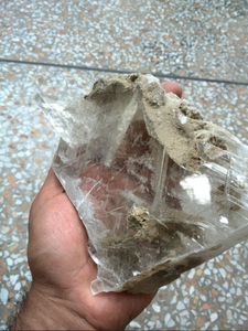 Polvo de mica de 1-3mm utilizado para fines decorativos y también para Varios recubrimientos en varias superficies Polvo de mica natural - Product Image 2