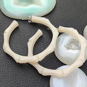 ต่างหูเรซินอีพ็อกซี่เป็นมิตรต่อสิ่งแวดล้อมดีไซน์นางฟ้าทันสมัยเครื่องประดับเรซินหรูหราปรับแต่งได้ - Product Image 5