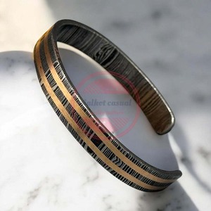 Pulsera de acero de Damasco forjada a mano Pulseras profesionales de Damasco - Product Image 2