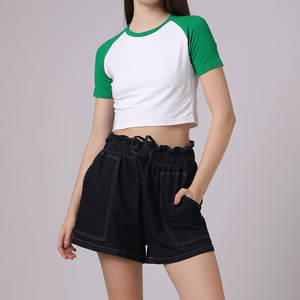 เสื้อยืดครอปไซส์ใหญ่ทำจากโรงงานสำหรับผู้หญิงเสื้อครอปแบบเกาหลีเสื้อผ้าลำลองฤดูร้อนพร้อมโลโก้ด้านหน้า - Product Image 4