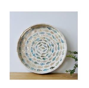 Bandeja de Madera con Incrustaciones de Nácar, Diseño Moderno y Elegante para Bodas, Hoteles, Restaurantes, Bufés, Presentación, Servicio y Exhibición - Product Image 1