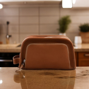 Vintage Leather Toiletry Bag for <b>Men</b> - Product Image 1