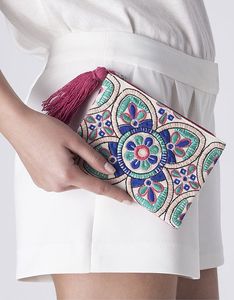 ESTE USO BORDADO BOLSOS ÚNICOS MEJOR Estilo bohemio Bordado Trabajo Mano Embrague Monederos Bolsos Diseño de lujo Forro al por mayor - Product Image 1