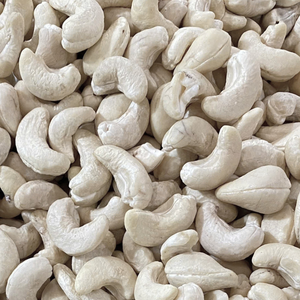 Proveedor Confiable de Nueces de Anacardo Crudas de Santiago, Vietnam, Alta Calidad Grado W240, 24 Meses de Duración - Product Image 1