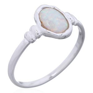 Bague en argent avec opale blanche ovale irrégulière et éclatante - Product Image 1
