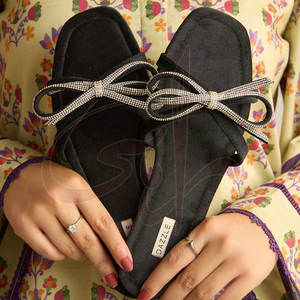 Sandales pour femmes à prix de gros, de haute qualité, antidérapantes, avec semelle extérieure en cuir véritable et doublure en velours, nouvelle arrivée pour adultes - Product Image 2