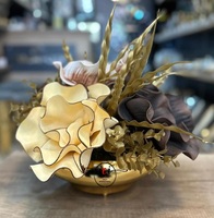 Vase à fleurs de table décoratif de vente chaude pour la décoration de maison et de mariage en métal de fer et d'aluminium avec finition dorée