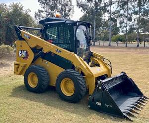 Cargadora Compacta Usada Cat 262D3 en Venta, Alta Eficiencia de Combustible, Carga Nominal de 400 Toneladas, Motor, Rodamiento, Caja de Cambios, Bomba - Product Image 1