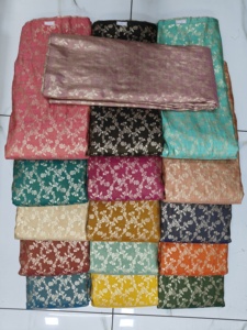 Luxe exquis tissé à la main Jacquard tricoté 100% pure soie brocart tissu haut de gamme bio robes de mariée-garçons - Product Image 6