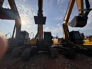 Excavadora hidráulica Hyundai 225-9 usada de 22 toneladas en excelentes condiciones de Corea con motor de componentes básicos a la venta - Product Image 3